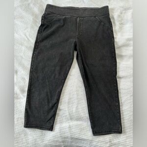 Women's Black Halara Jeggings